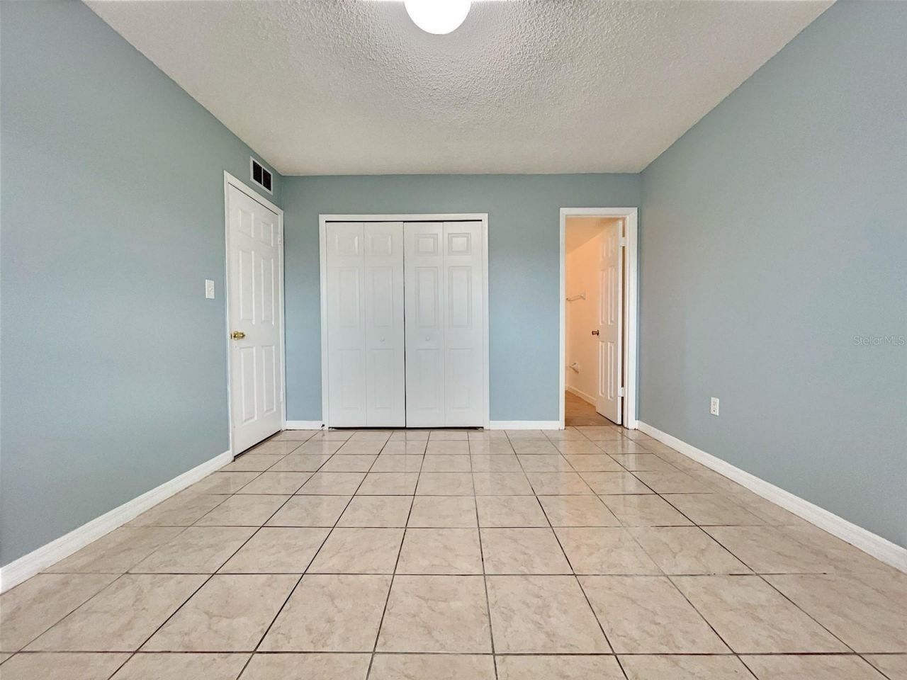 865 Sky Lake Circle , Unit D, Orlando, FL 32809 Photo