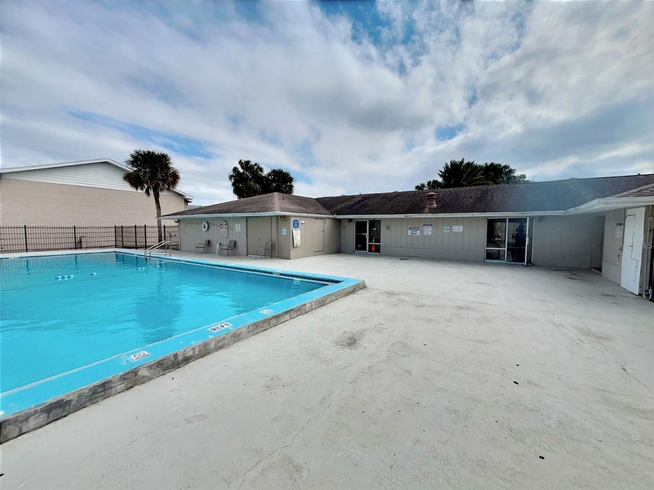 865 Sky Lake Circle , Unit D, Orlando, FL 32809 Photo