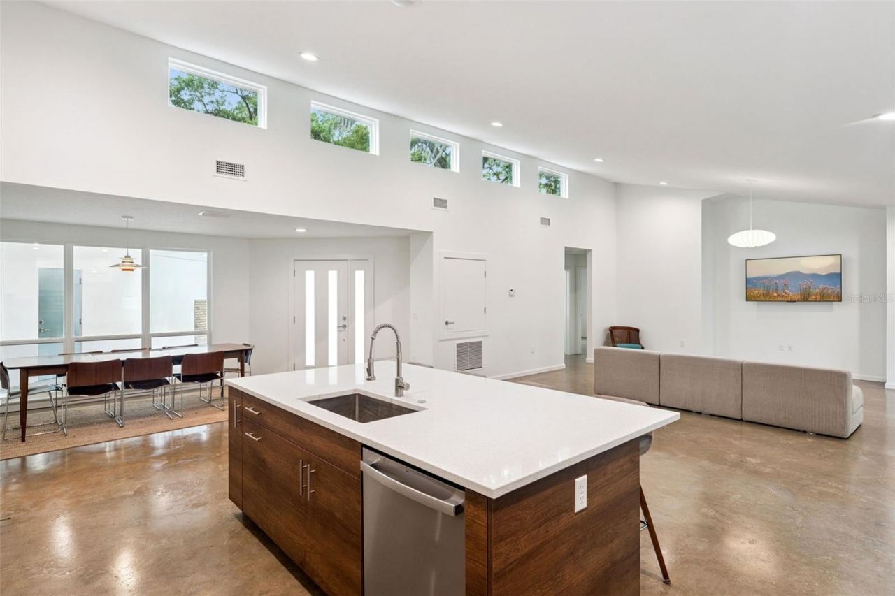 2045 Washington Avenue, Sanford, FL 32771 Photo