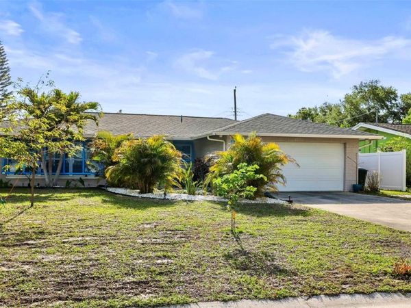 1471 SAN ROY DRIVE, DUNEDIN, FL 34698