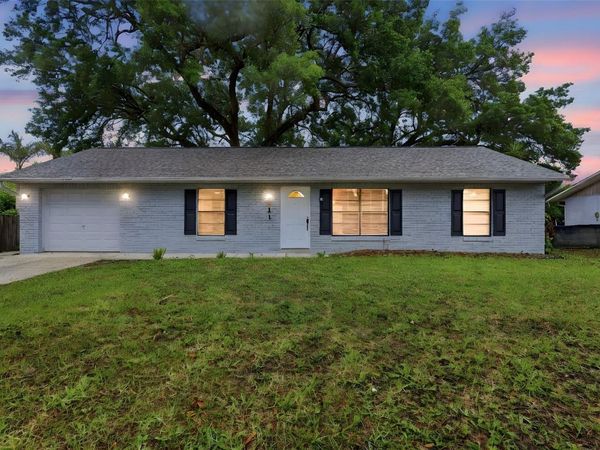 3211 YULE TREE DRIVE , EDGEWATER, FL 32141