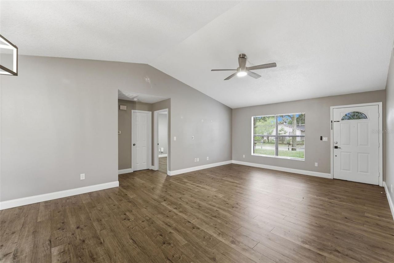 3211 Yule Tree Drive , Edgewater, FL 32141 Photo