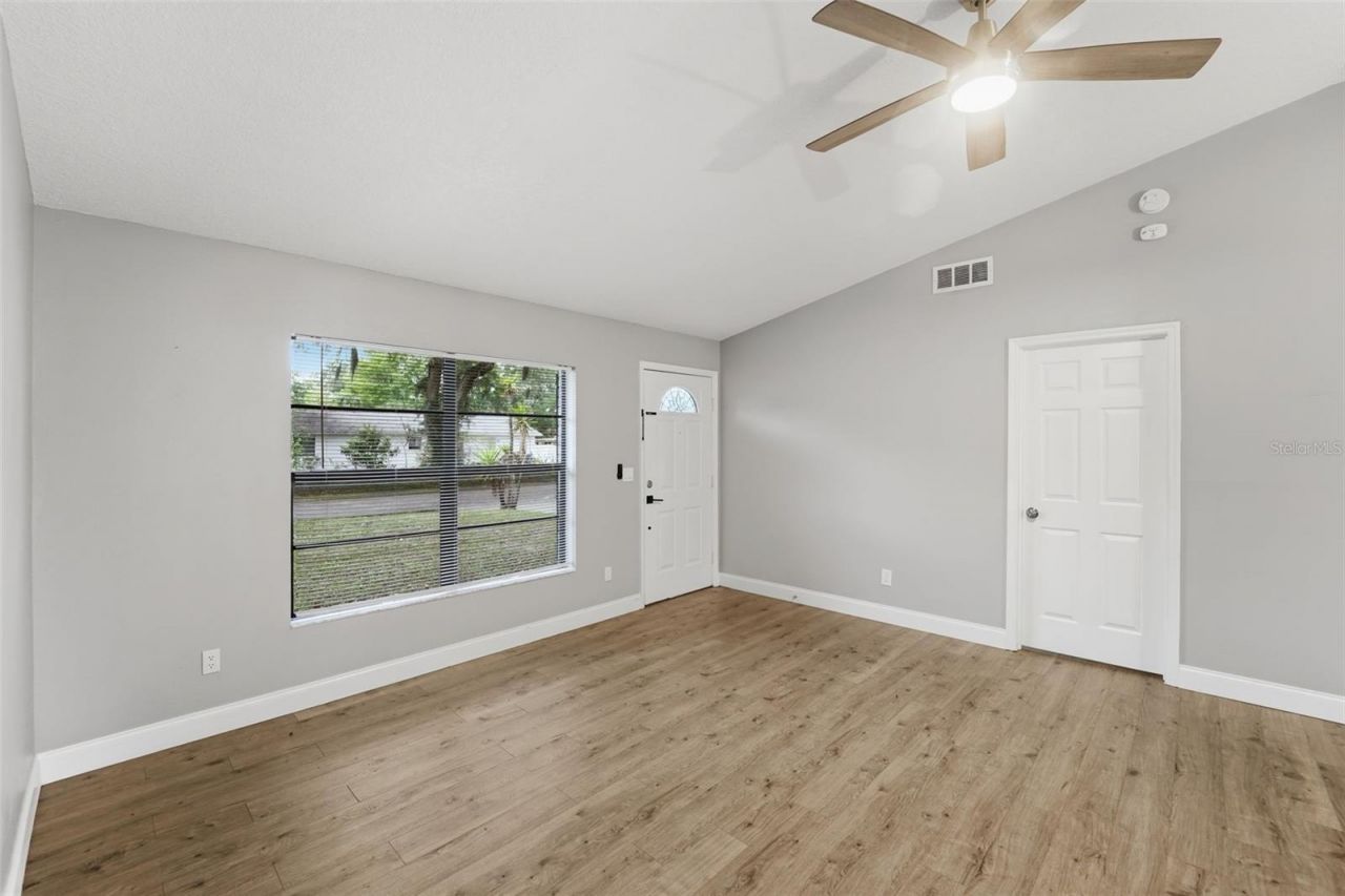 3211 Yule Tree Drive , Edgewater, FL 32141 Photo