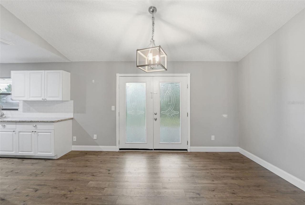 3211 Yule Tree Drive , Edgewater, FL 32141 Photo