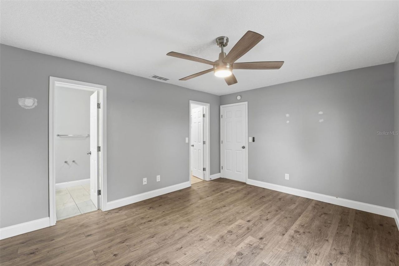 3211 Yule Tree Drive , Edgewater, FL 32141 Photo