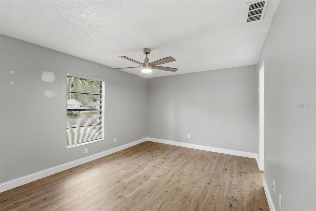 3211 Yule Tree Drive , Edgewater, FL 32141 Photo