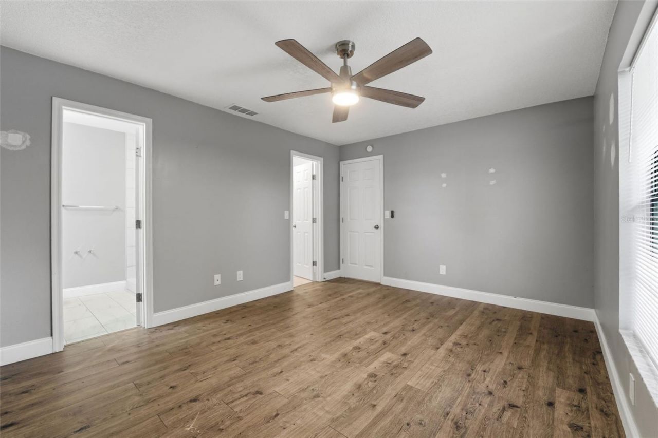 3211 Yule Tree Drive , Edgewater, FL 32141 Photo