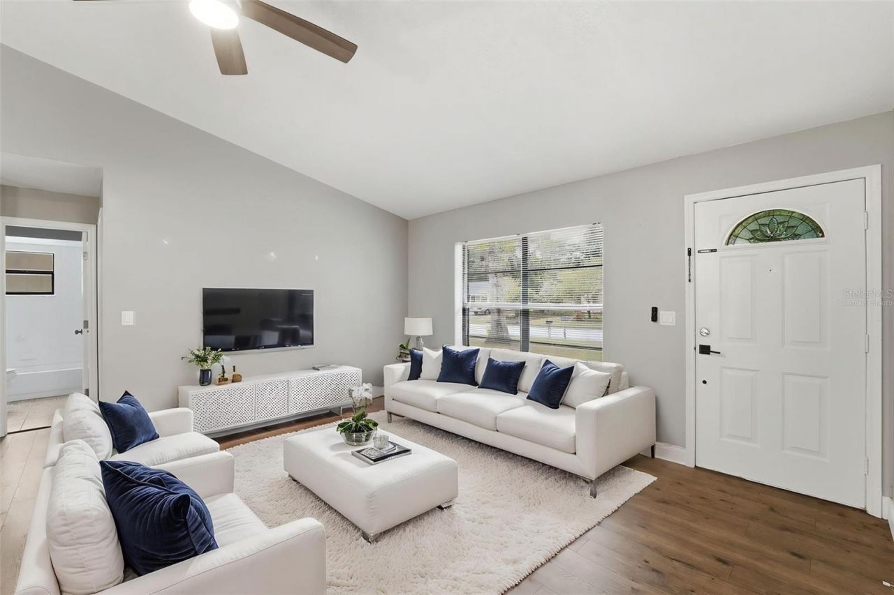 3211 Yule Tree Drive , Edgewater, FL 32141 Photo