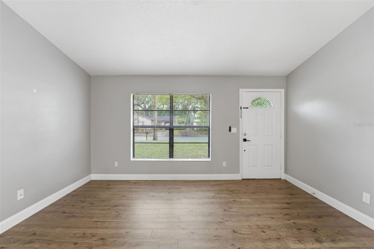 3211 Yule Tree Drive , Edgewater, FL 32141 Photo