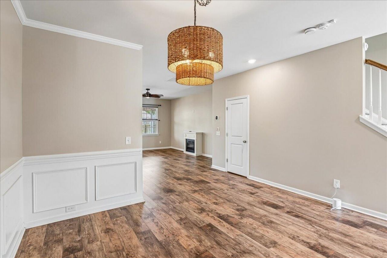 9906 Winged Elm Street Photo 13