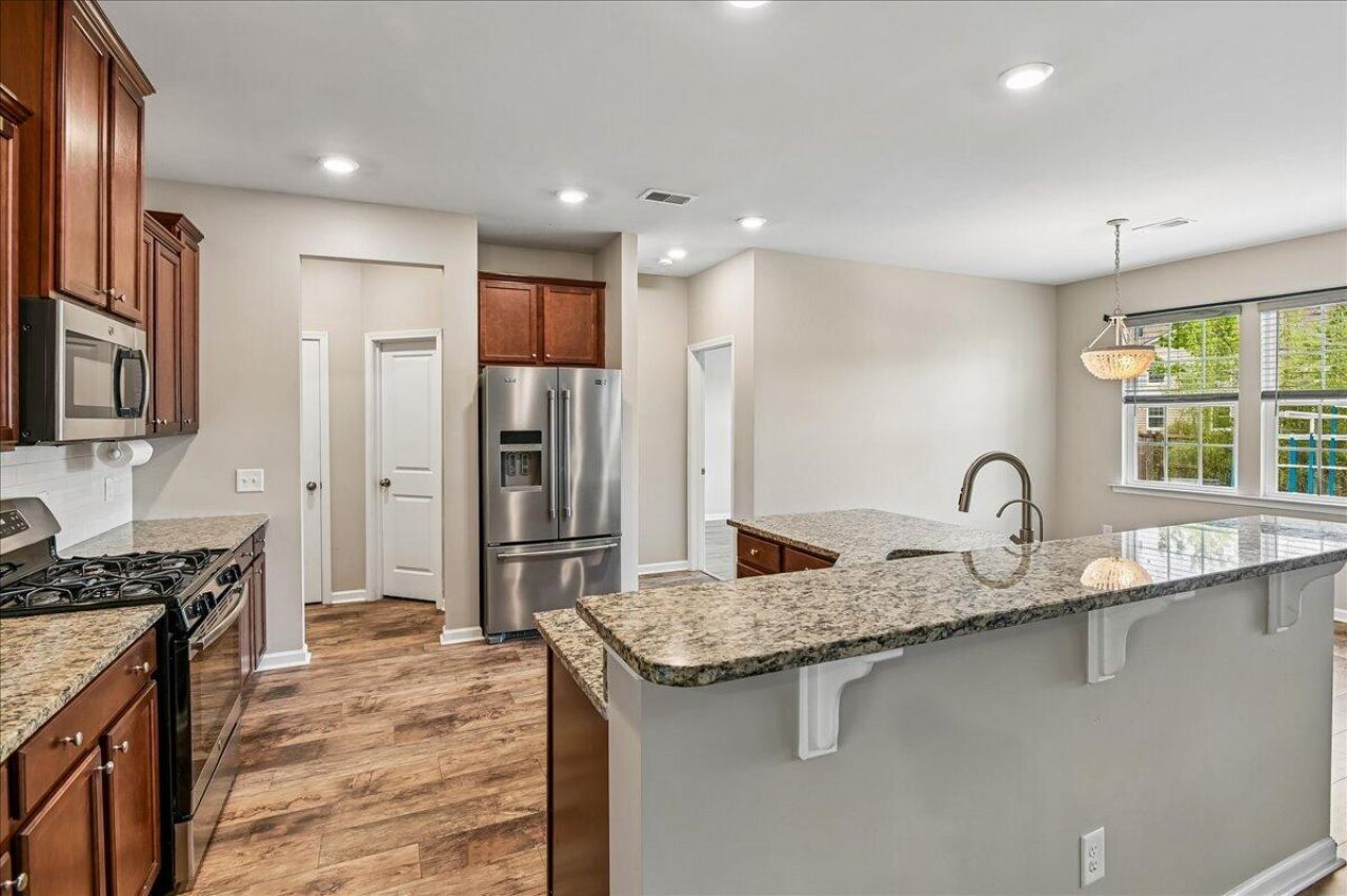 9906 Winged Elm Street Photo 21