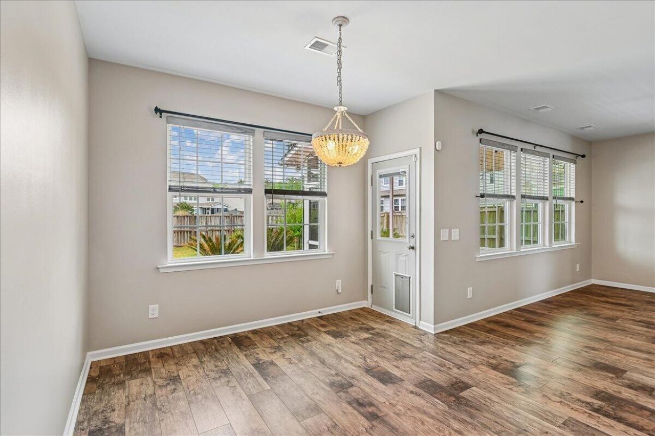 9906 Winged Elm Street Photo 28