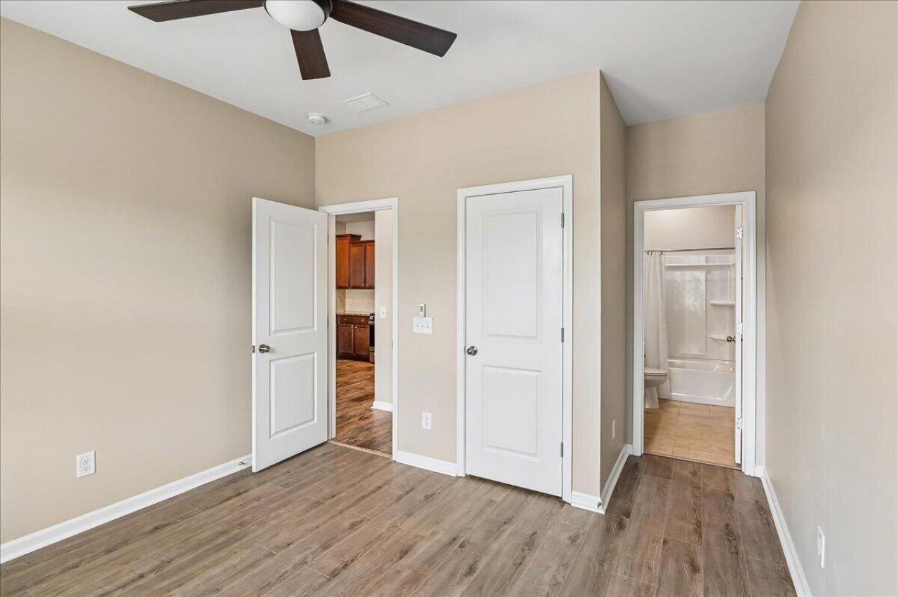 9906 Winged Elm Street Photo 32