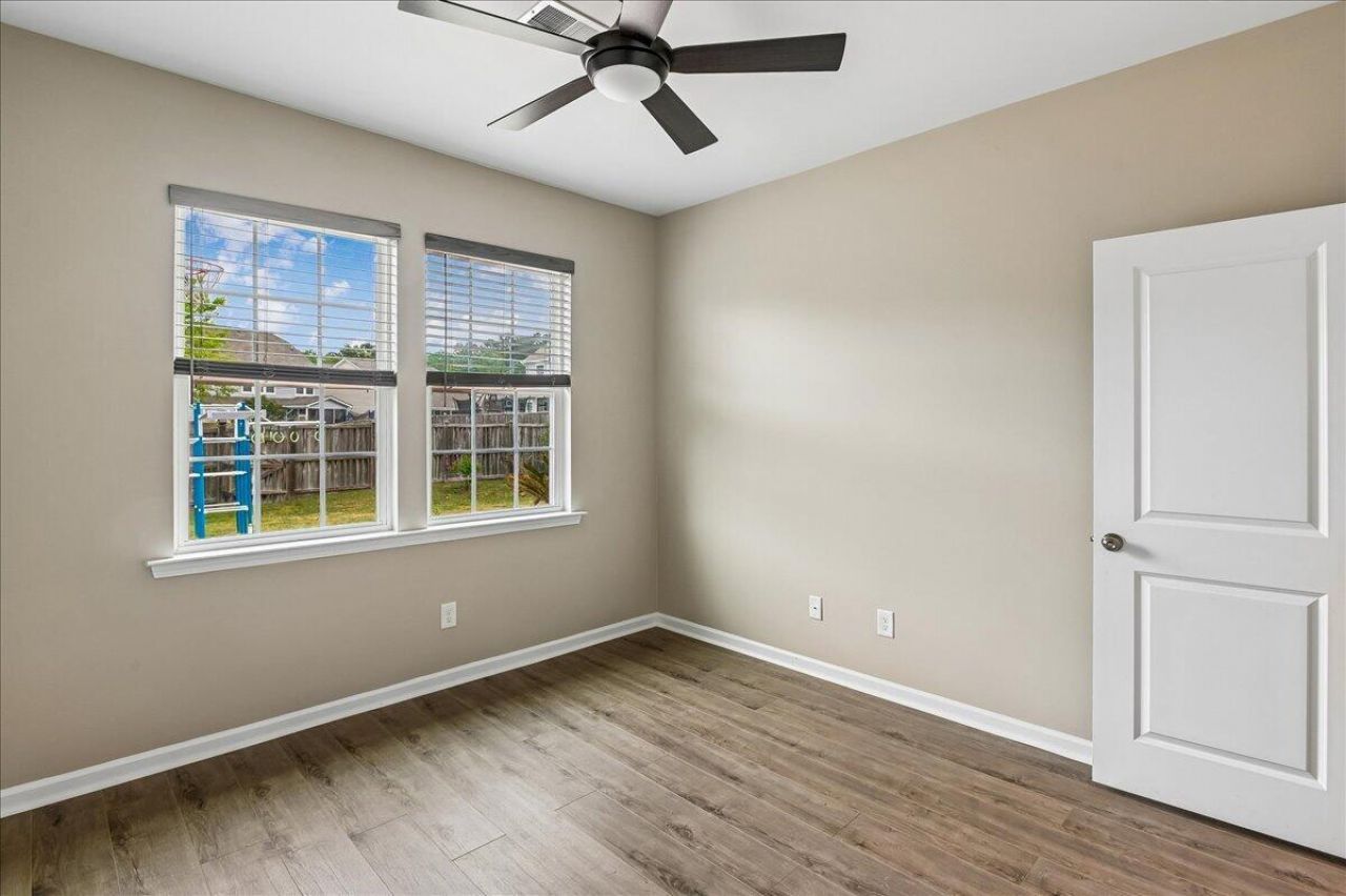 9906 Winged Elm Street Photo 33