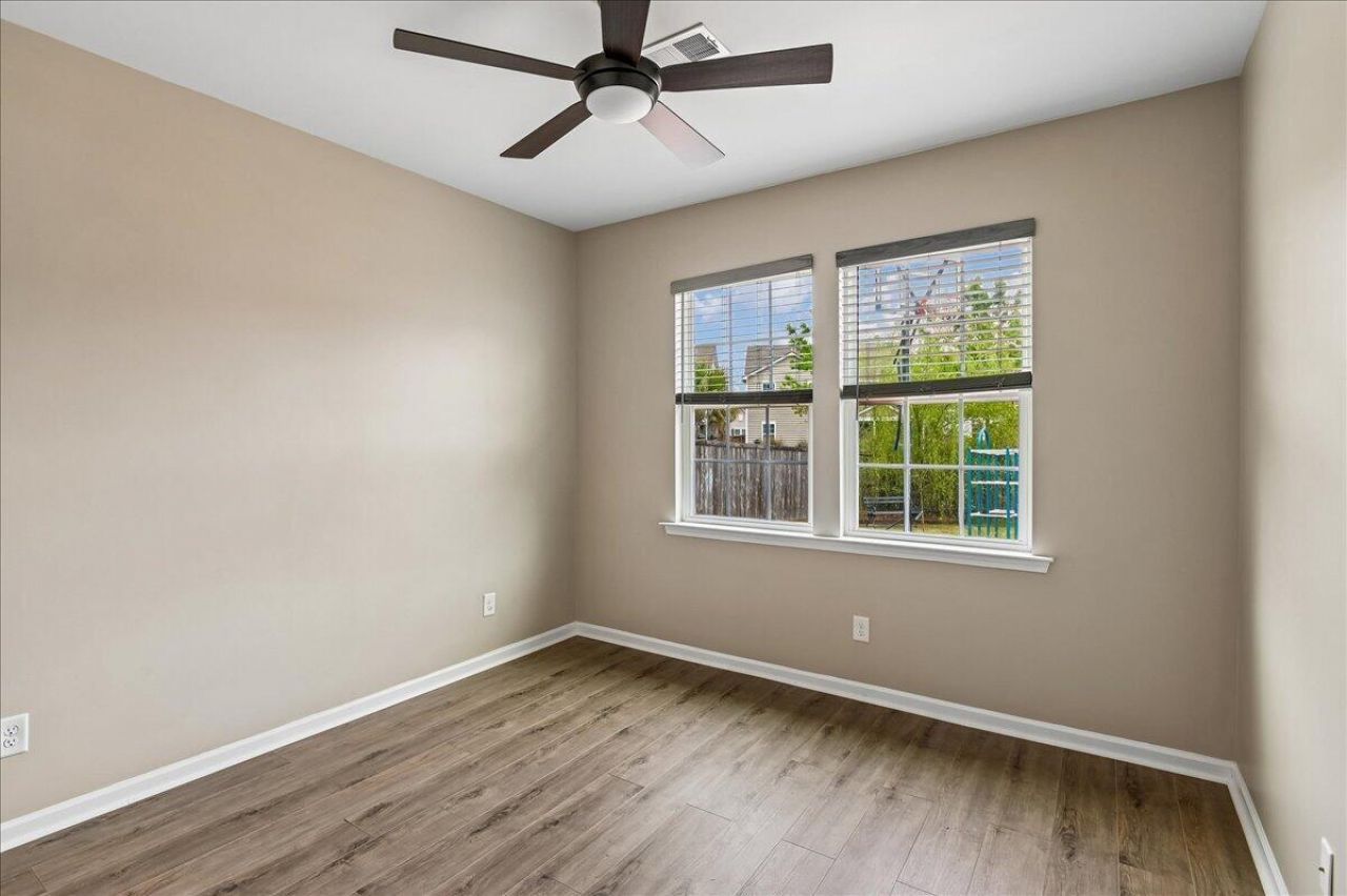 9906 Winged Elm Street Photo 34