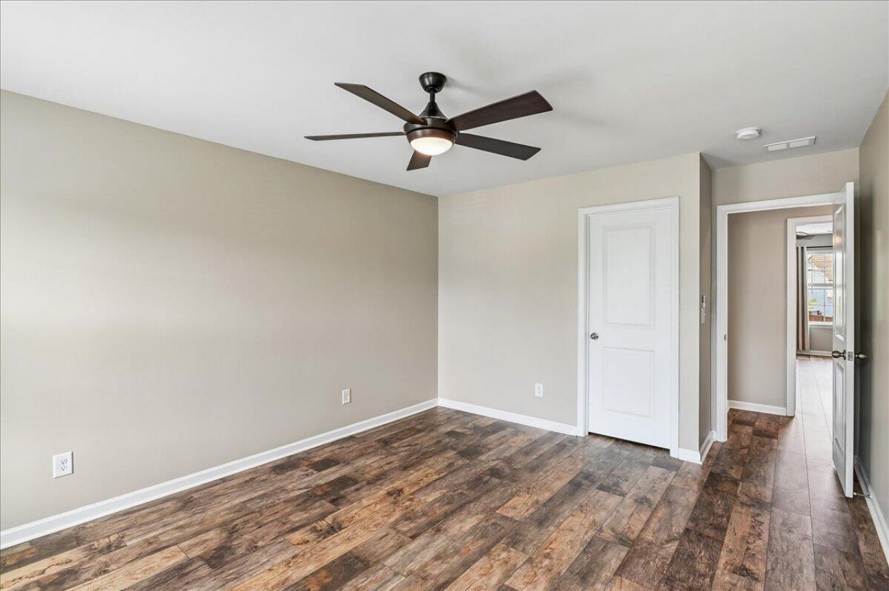 9906 Winged Elm Street Photo 55