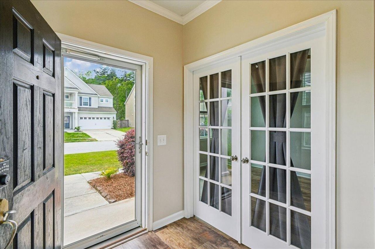 9906 Winged Elm Street Photo 6