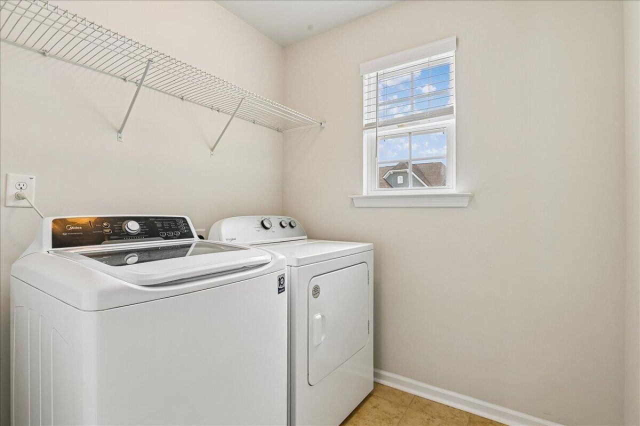 9906 Winged Elm Street Photo 62