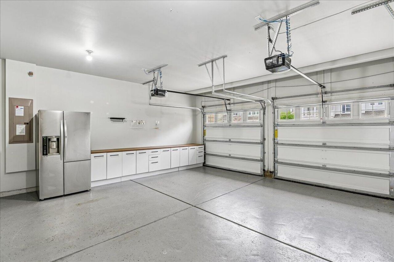 9906 Winged Elm Street Photo 64