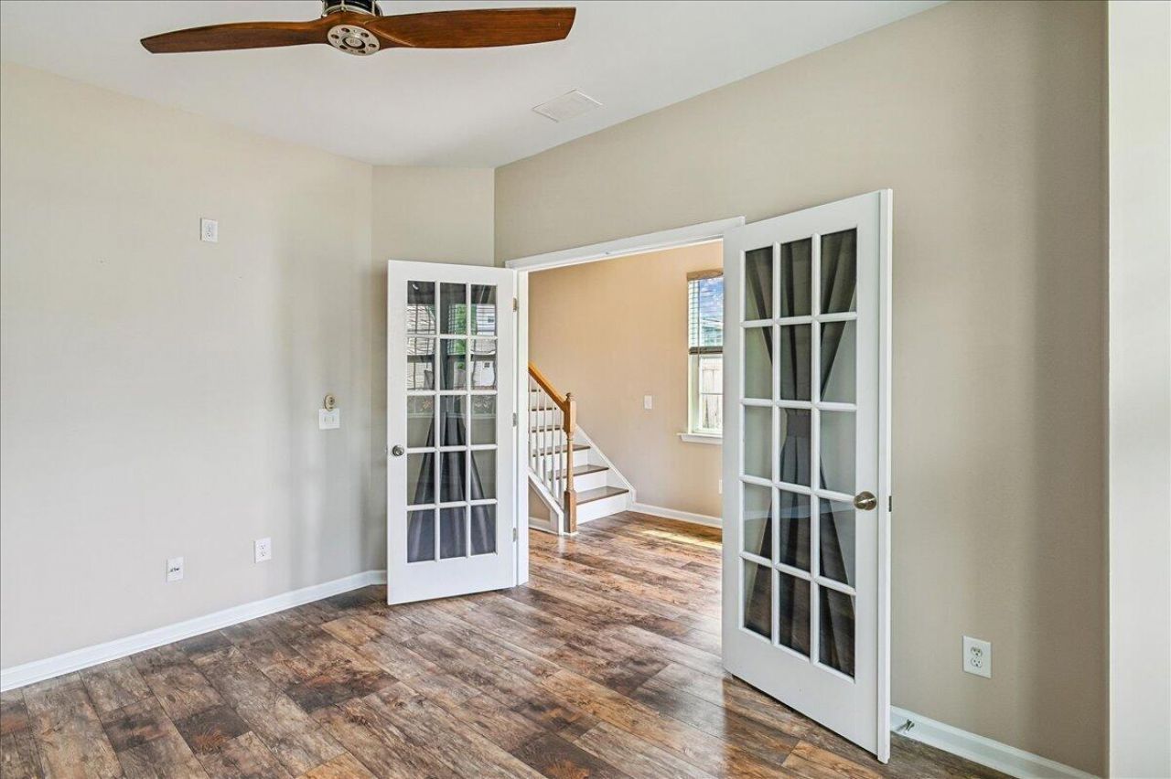 9906 Winged Elm Street Photo 8