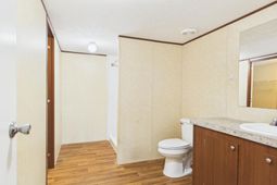 206 Canal Street photo 4