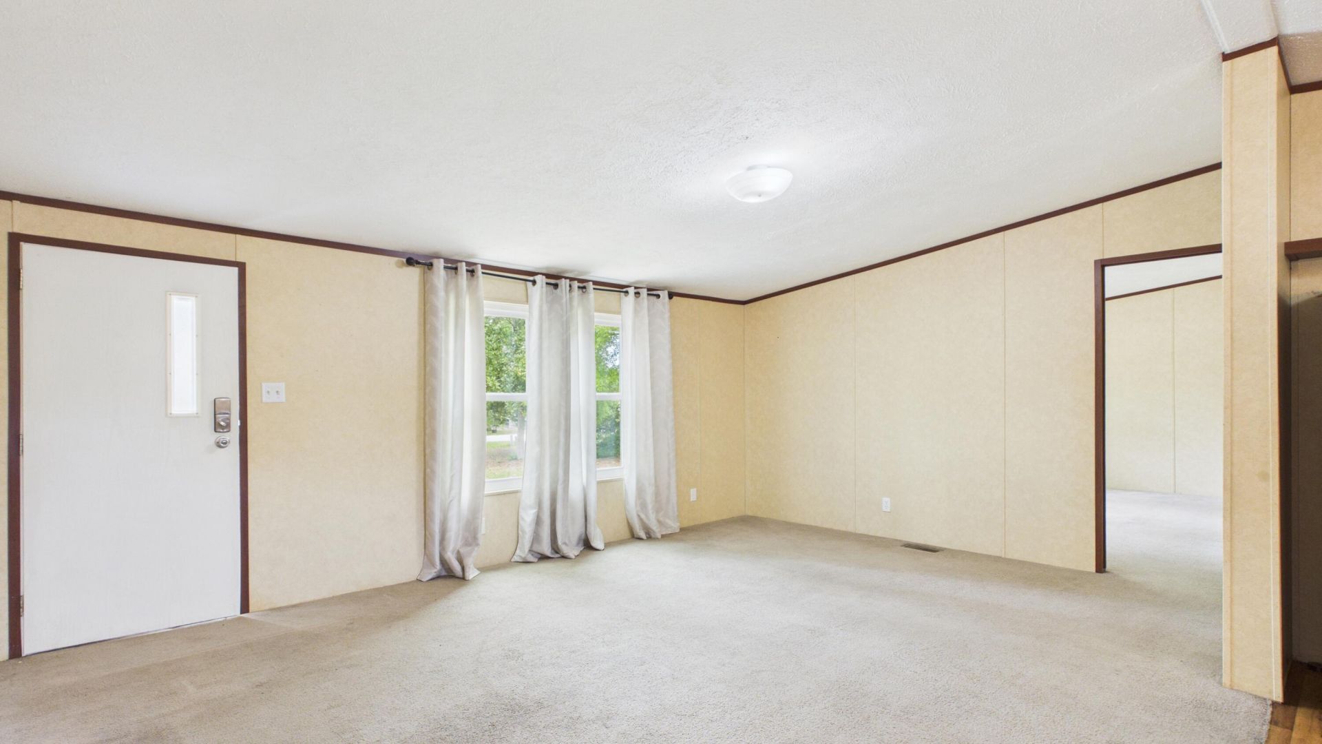 206 Canal Street Photo 4