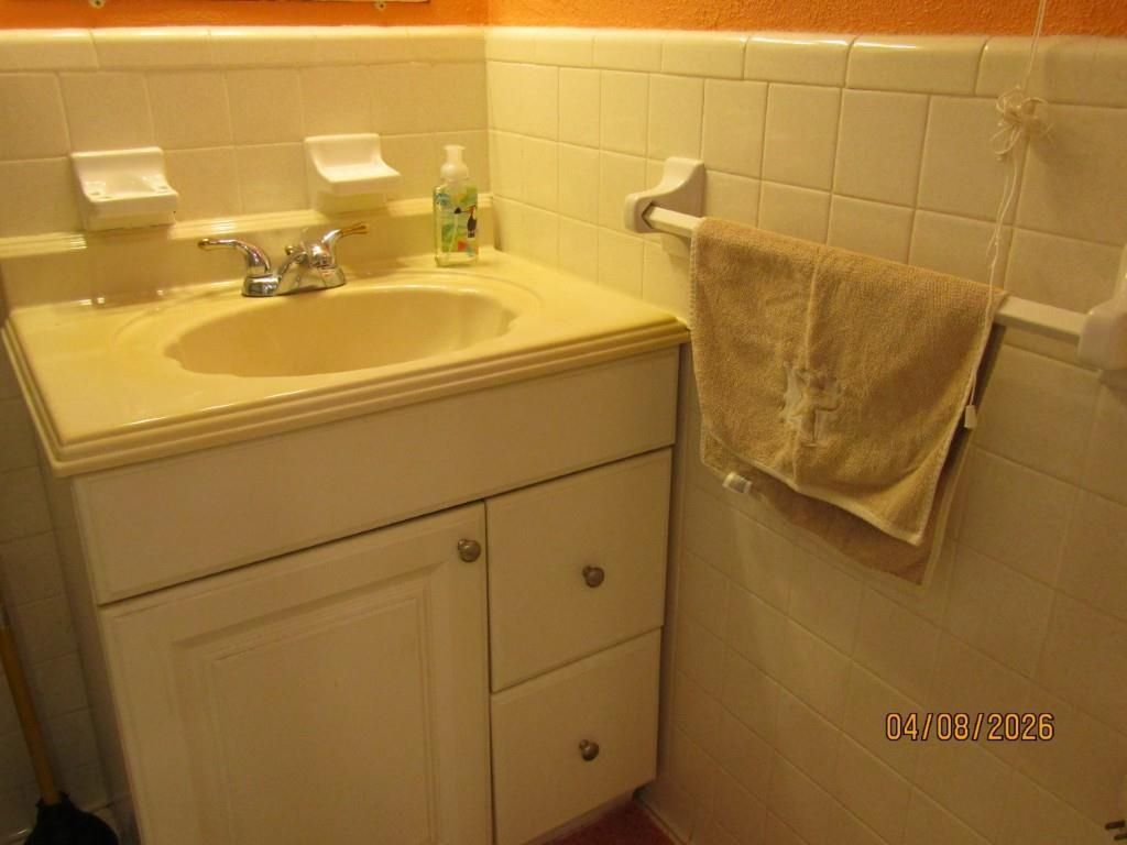 2204 Perrin Dr. Photo 14