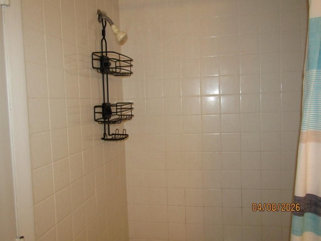 2204 Perrin Dr. Photo 16