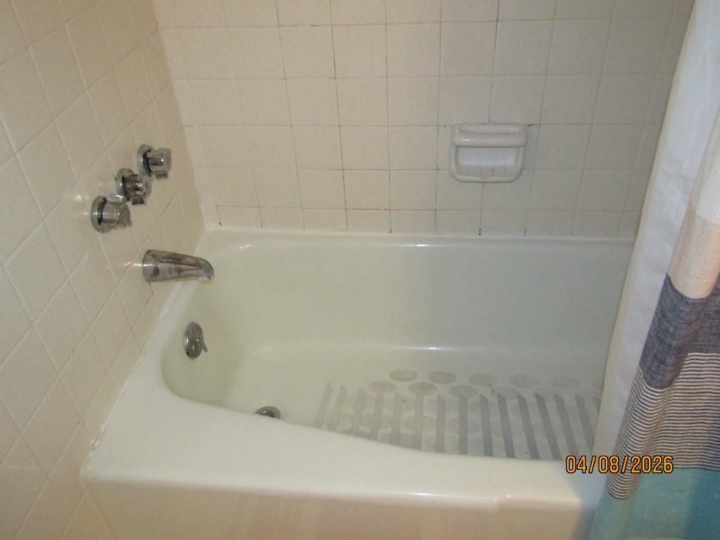 2204 Perrin Dr. Photo 17