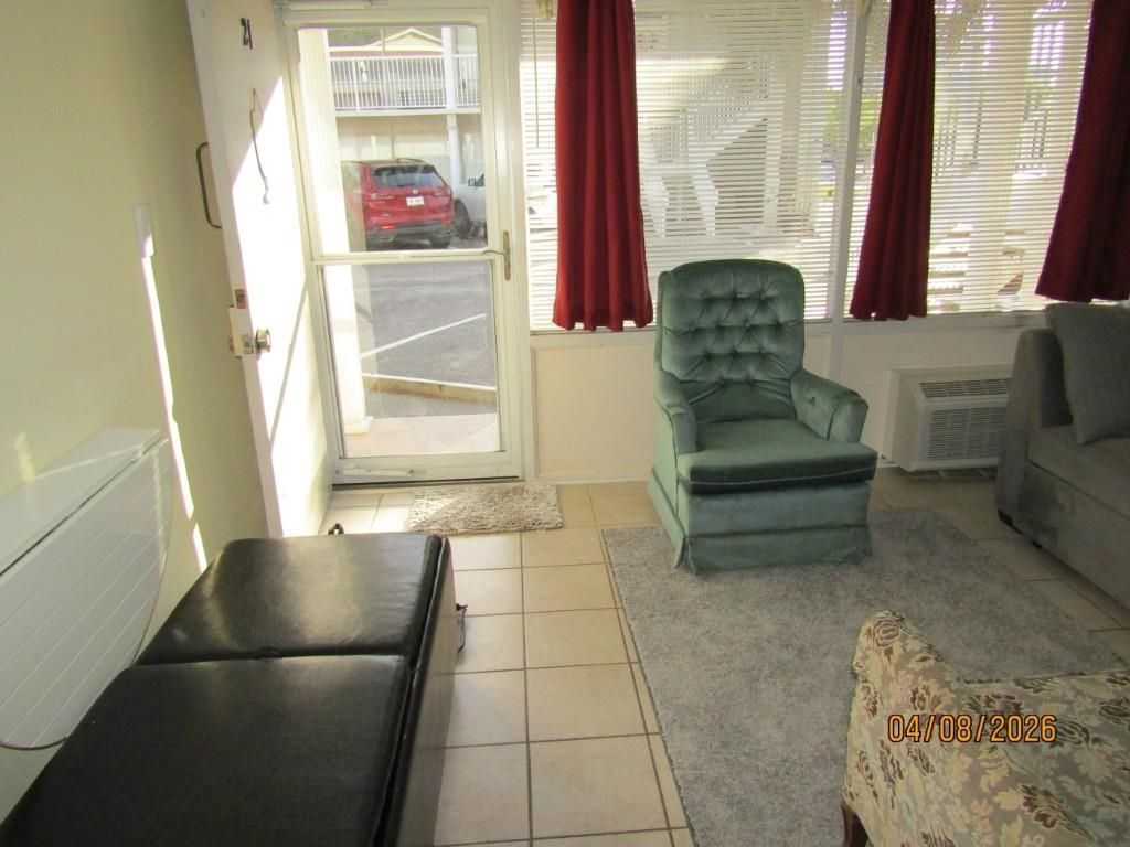 2204 Perrin Dr. Photo 6