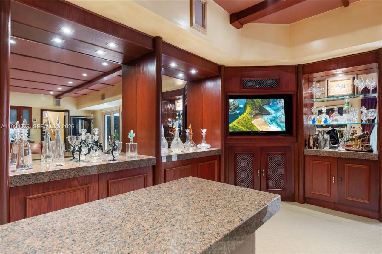 20251 W Oak Haven Cir, Miami, FL 33179 Photo