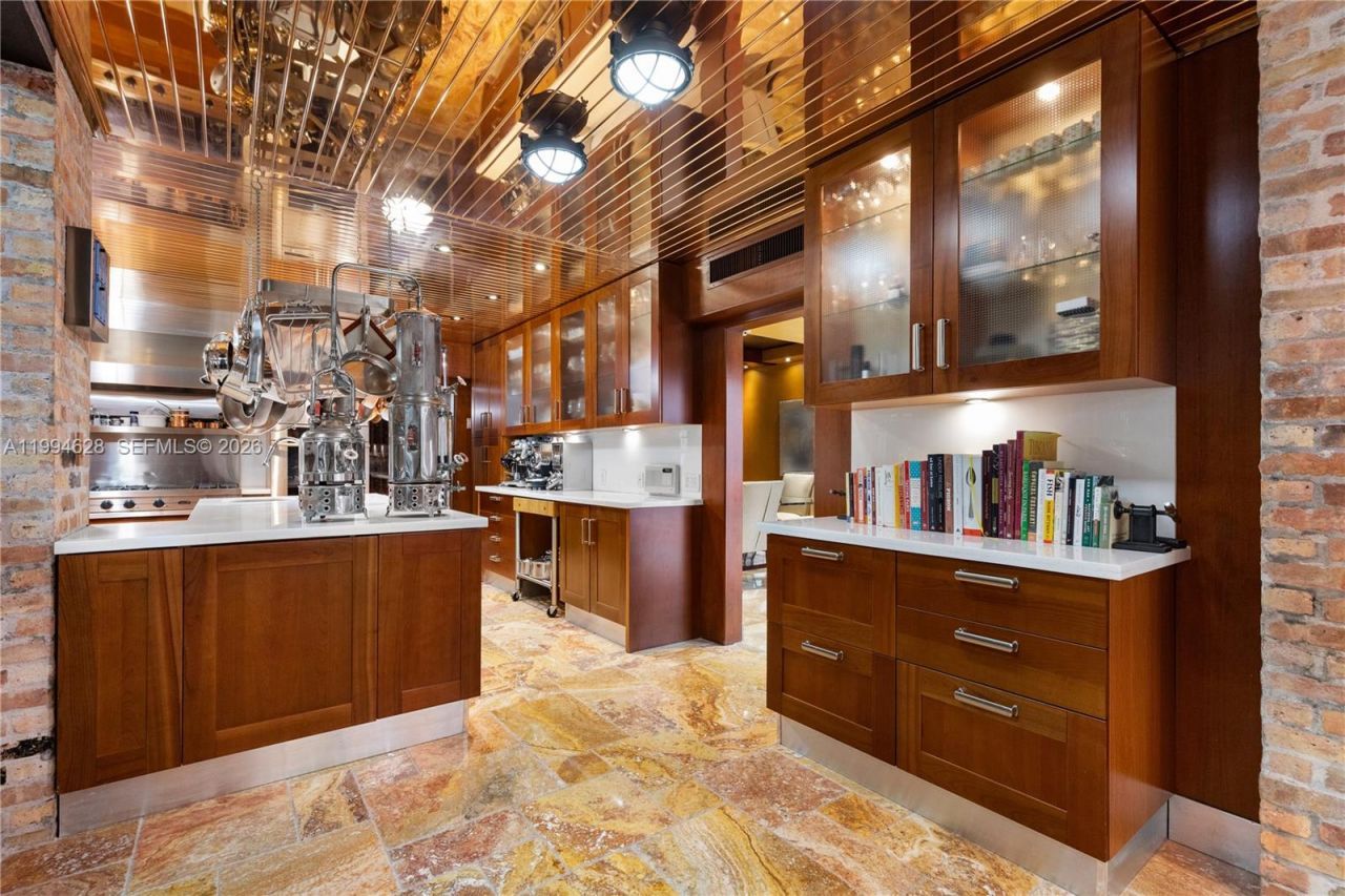 20251 W Oak Haven Cir, Miami, FL 33179 Photo