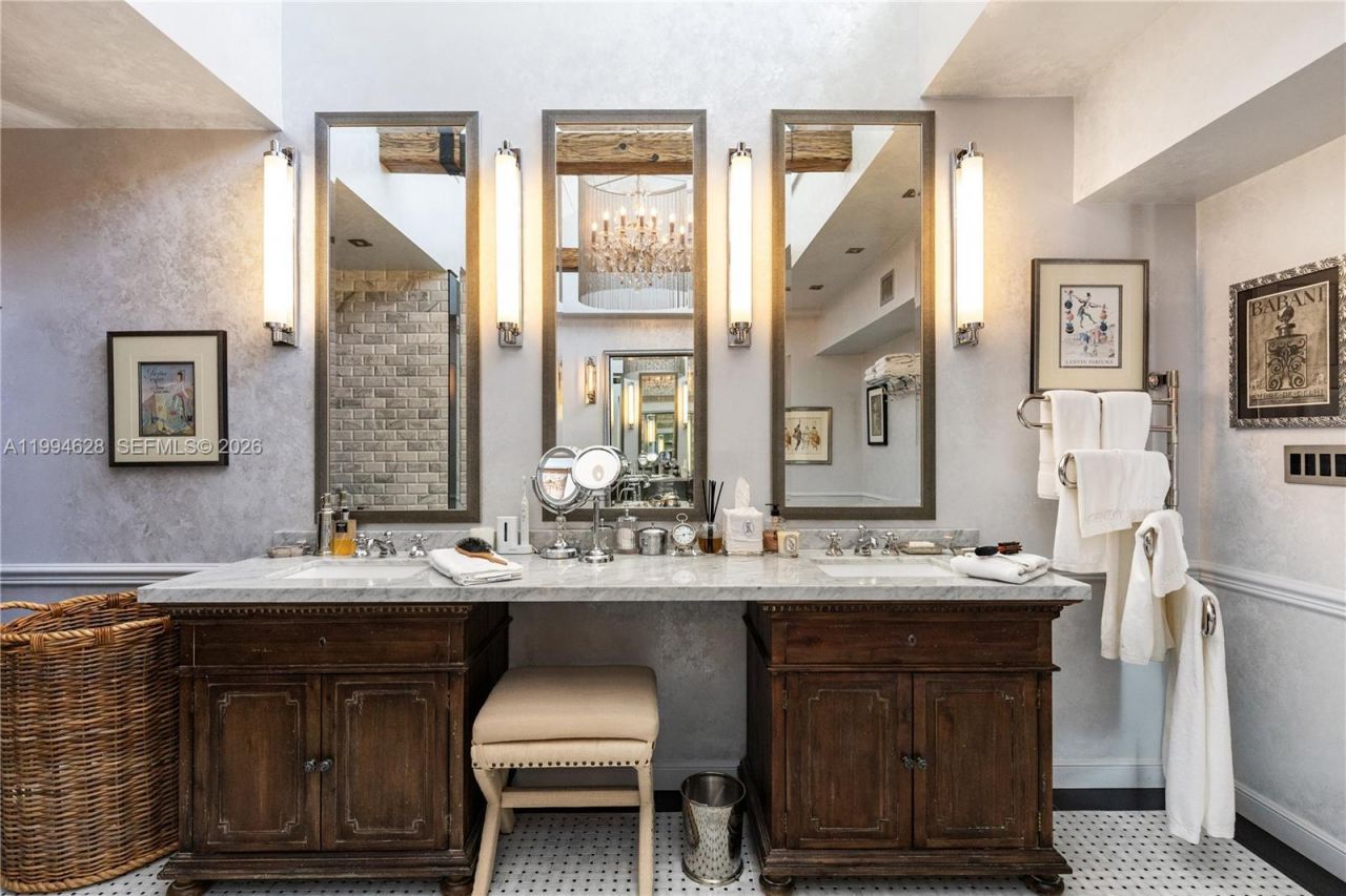 20251 W Oak Haven Cir, Miami, FL 33179 Photo