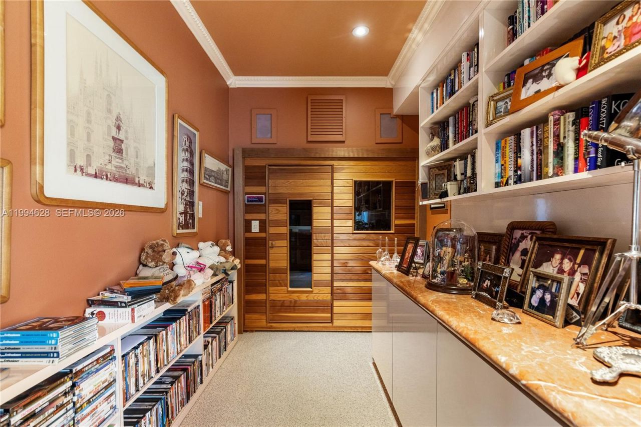 20251 W Oak Haven Cir, Miami, FL 33179 Photo