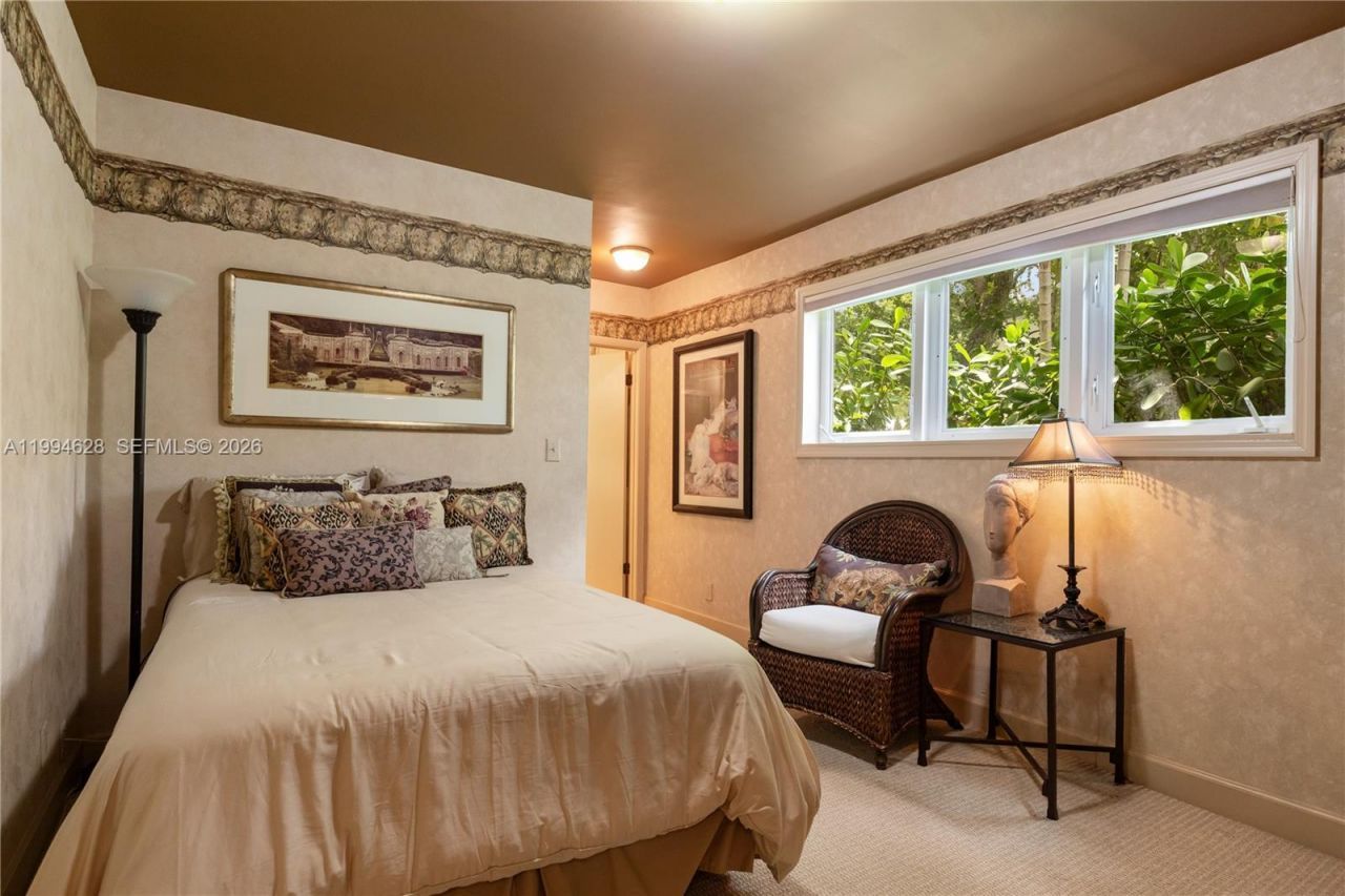 20251 W Oak Haven Cir, Miami, FL 33179 Photo