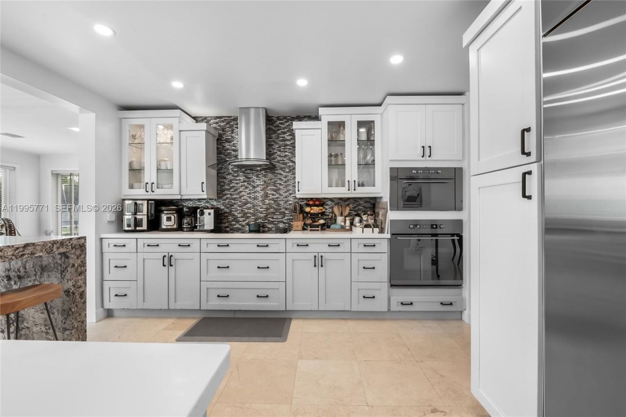 15330 SW 144th Ter, Miami, FL 33196 Photo