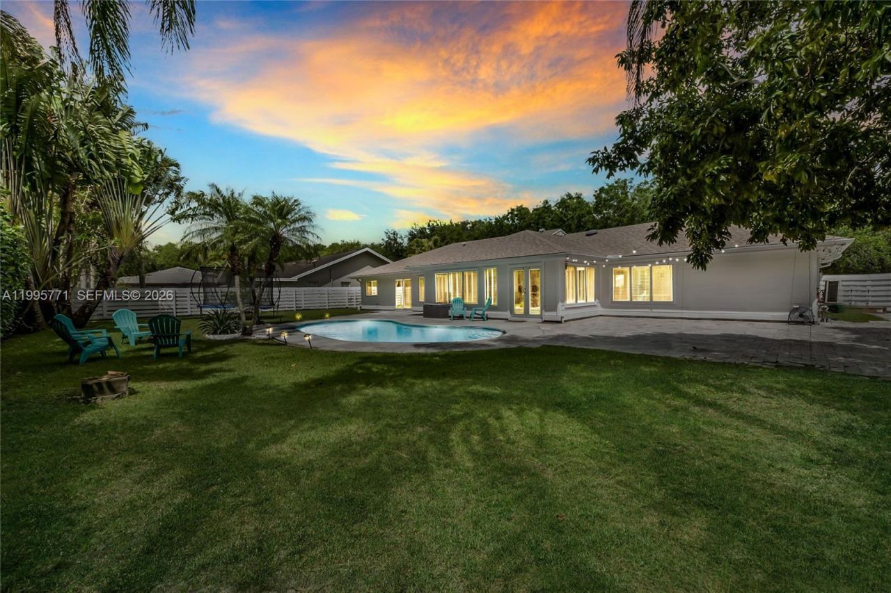 15330 SW 144th Ter, Miami, FL 33196 Photo