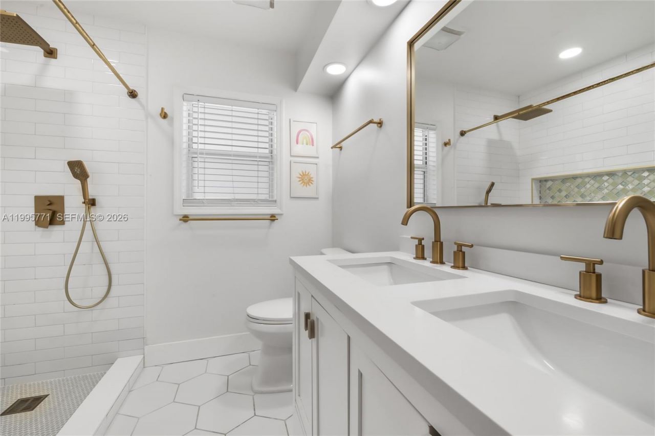 15330 SW 144th Ter, Miami, FL 33196 Photo