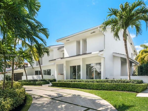 6832 Sunrise Ct, Coral Gables, FL 33133