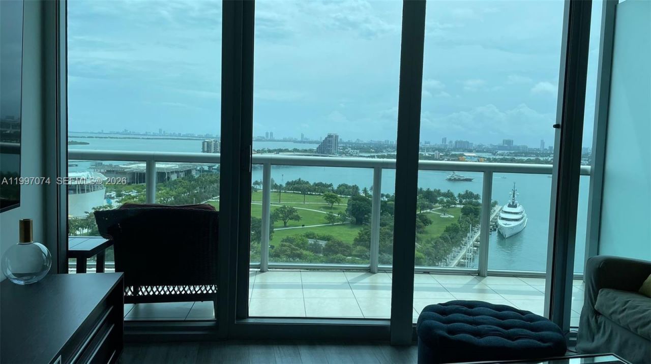 888 Biscayne Blvd , Unit 1810, Miami, FL 33132 Photo
