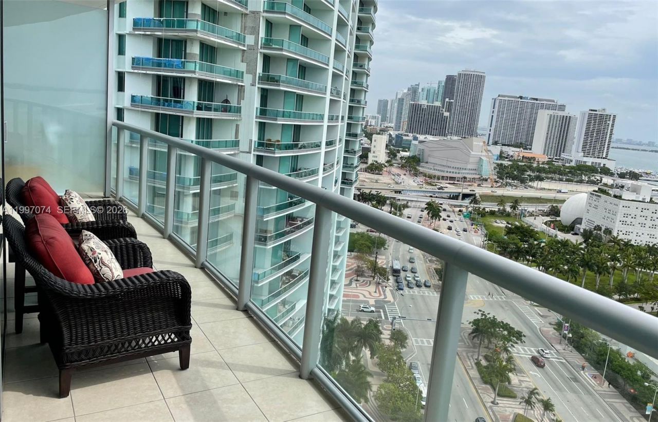 888 Biscayne Blvd , Unit 1810, Miami, FL 33132 Photo