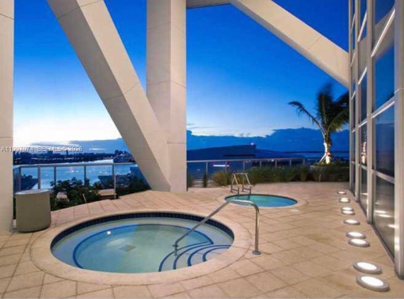 888 Biscayne Blvd , Unit 1810, Miami, FL 33132 Photo