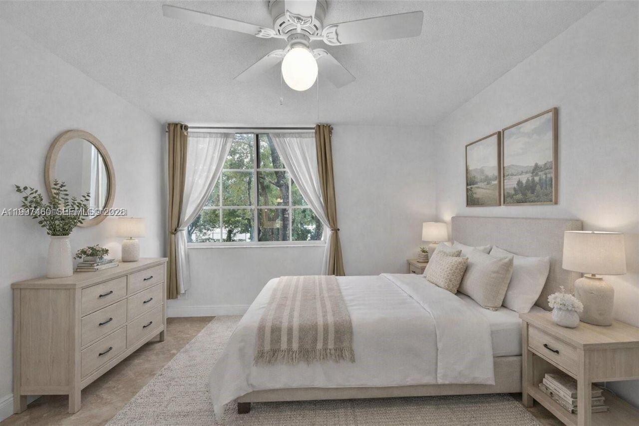 12160 Saint Andrews Pl , Unit 205, Miramar, FL 33025 Photo