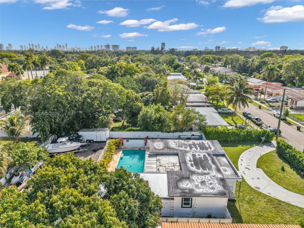 1055 NE 144th St, North Miami, FL 33161 Photo