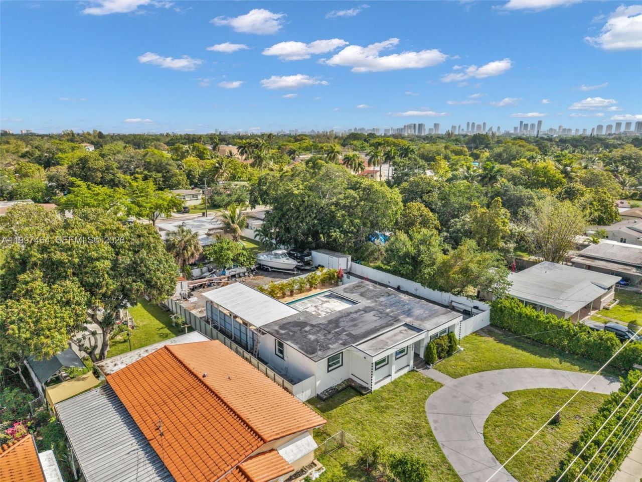 1055 NE 144th St, North Miami, FL 33161 Photo