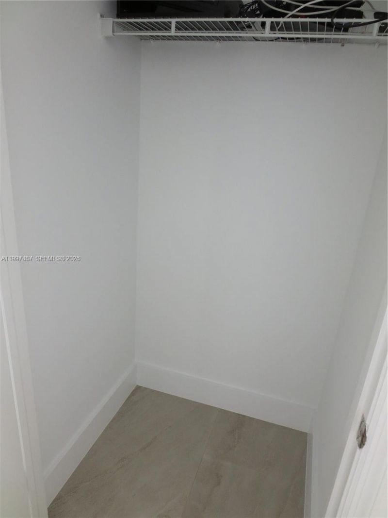 500 Brickell Ave , Unit 3006, Miami, FL 33131 Photo