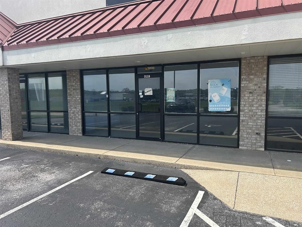 3118 E Alvey Park Drive Unit 2, Owensboro, KY 42303 Main Photo