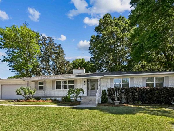 444 Woodbine Dr, Pensacola, FL 32503