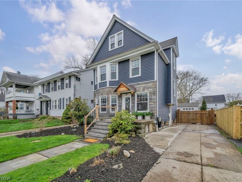 1302 Bonnieview Avenue , Lakewood, OH 44107 Photo 2