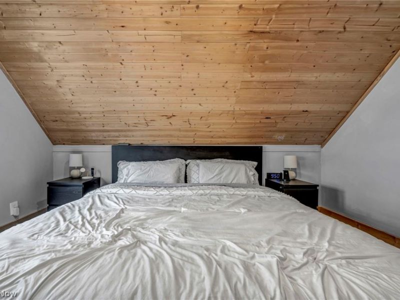 1302 Bonnieview Avenue , Lakewood, OH 44107 Photo 29